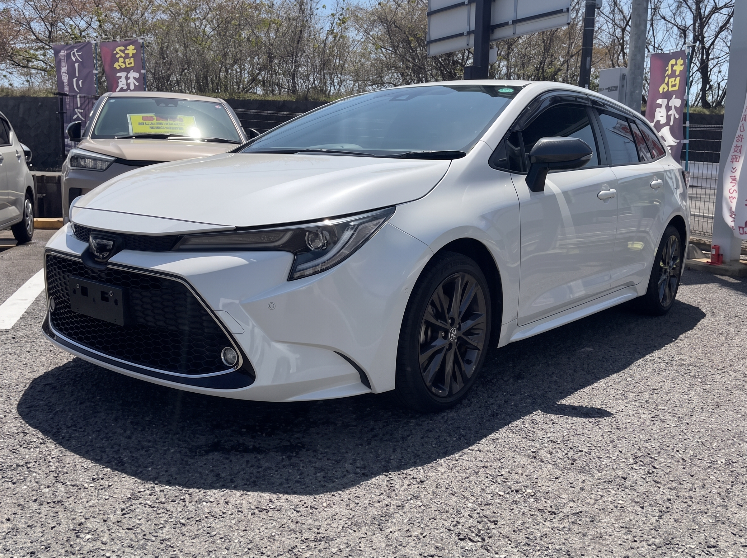 2019 Toyota Corolla Touring 1.8L Gasoline 2WD Automatic – Pearl White (65,700 km)